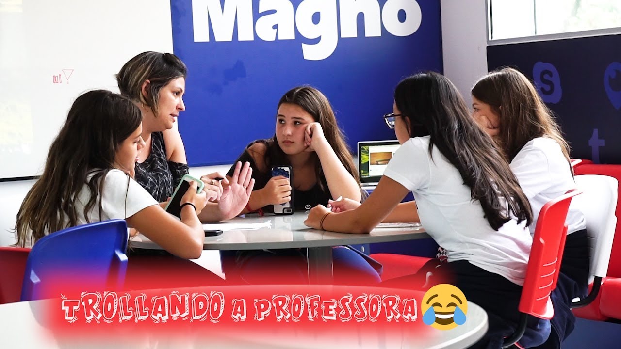 Quarteto Fantástico: "Trollando" a professora - Lab. de Comunicação e Mídias Sociais
