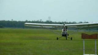 preview picture of video 'Dragonfly tow plane Dead Stick Landing'