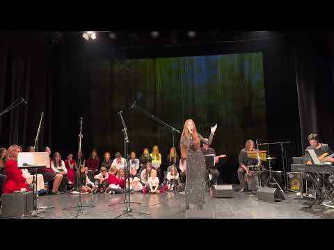 Nicola Czarnecka 13 lat „Tango na głos, orkiestrę i jeszcze jeden głos „