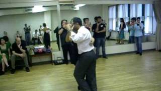 Argentine Tango: Claudio Villagra and Romina Levin workshop colgadas y volcadas