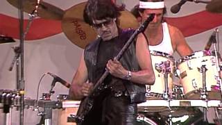 Steppenwolf - Magic Carpet Ride (Live at Farm Aid 1986)