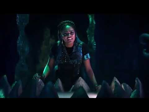Uma está de volta - Descendants 3 trailer