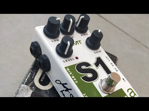 AMT S1 Preamp Pedal X Epiphone Guitars
