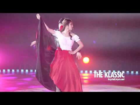 110815 f(x) krystal @ All that Skate Summer 2011