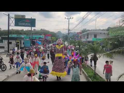 Baile de la cabeza de coche Dolores Petén 