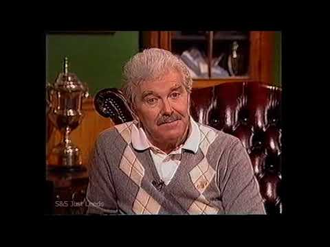 Leeds United movie archive - Leeds v Southampton 1972 featuring Bobby Charlton & Johny Giles