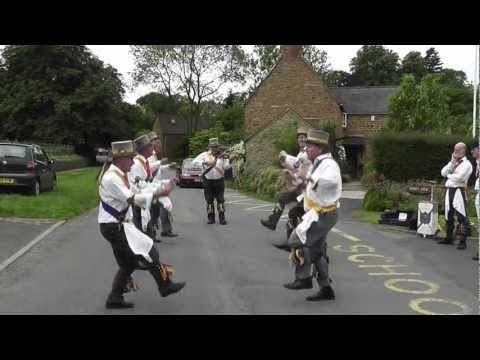 Ilmington Morris Men - Black Joke