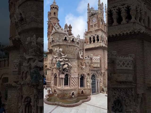 Vídeo relacionado con BELECO 2.1x1.5m Fondo de Castillo Medieval de Dibujos Animados de Tela Ventana de Piedra de Arco Gótico con Velas Vista de Montañas Remotas Fondo de Cuento de Hadas para Decoración de Fiestas