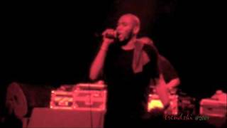Mos Def - Miss Fat Booty (Live) feat. Erykah Badu @ Hollywood Palladium