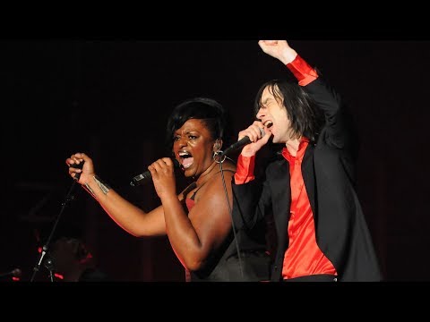 Primal-Scream-Sängerin Denise Johnson mit 53 gestorben  - Fox News