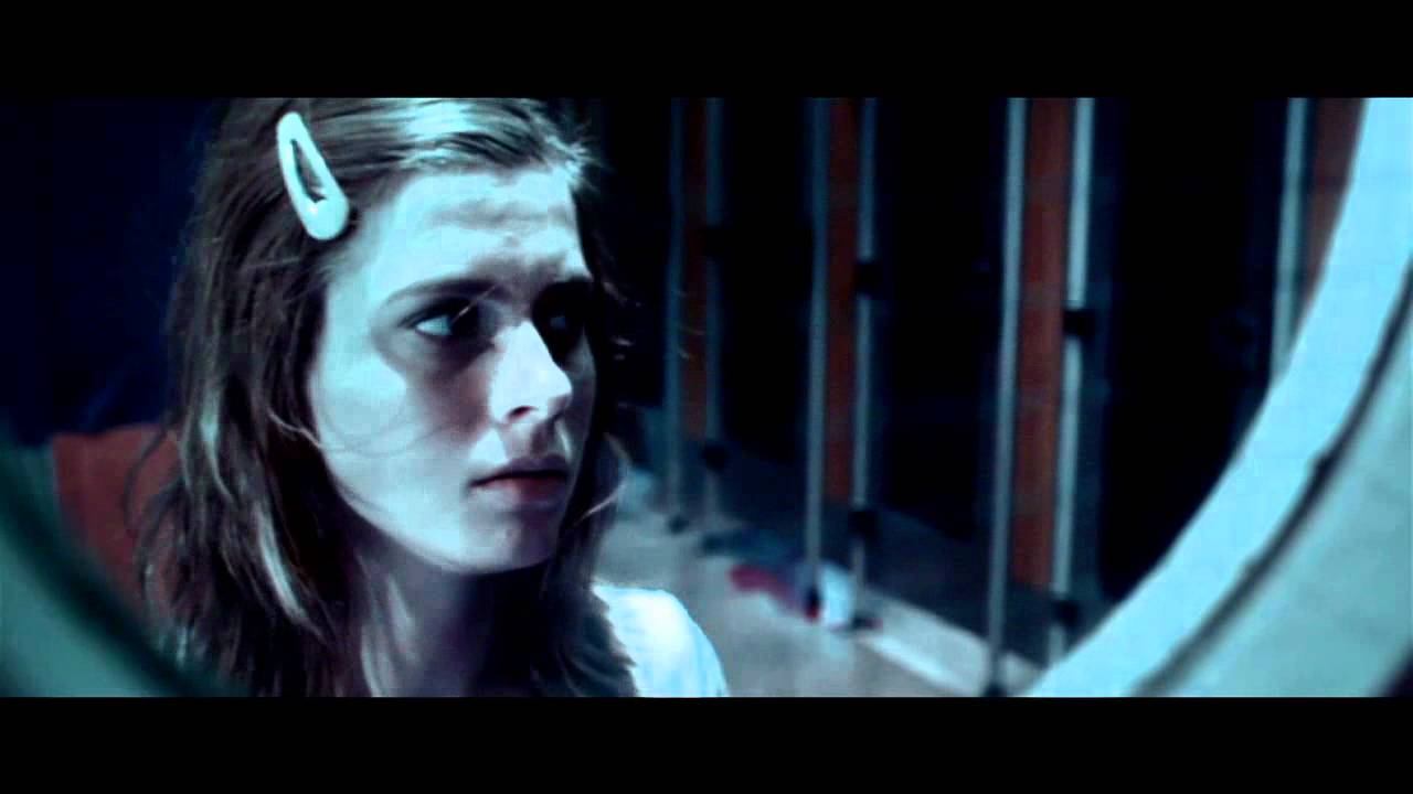 LOVE HURTS - Short horror film