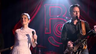Clare Bowen (Scarlett) and Charles Esten (Deacon) Sing "Hand to Hold" - Nashville