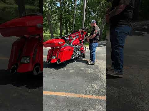 FLHXS 2017 Street Glide® Special