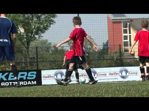 Afsluiting voetbalschool 2011/2012.mov