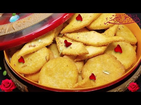 INSTANT MEETHI PURI RECIPE||Khand ke shakarpare. |मिठी टिकिया रेसिपी||MEETHE KUNDE Recipe#Tasty food