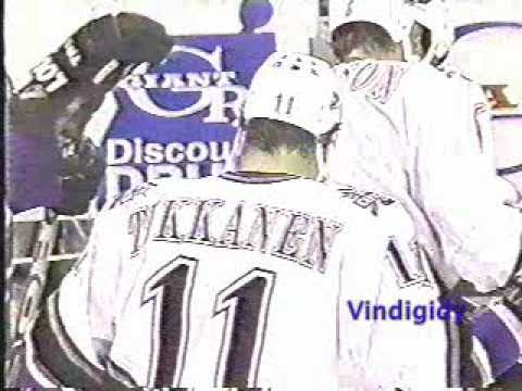 *Tikkanen dumps Yzerman 6/13/98 Finals