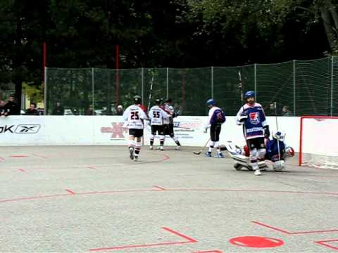 LG TPS Bratislava - Reebok Ružinov Bratislava  4.gól Škvaridlo (LG)  4 : 0