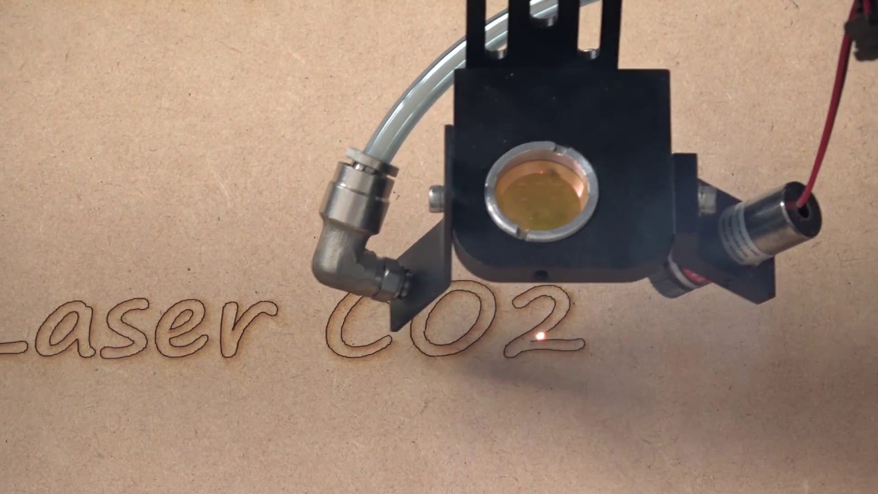 生まれ変わった組立式CO2レーザー加工機(カッター) FABOOL Laser CO2
