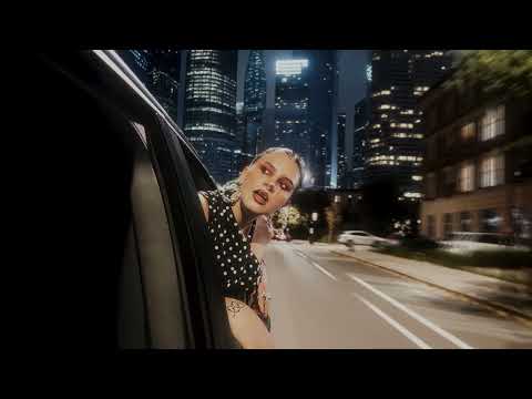 Issey Cross - Midnight [Official Visualiser]