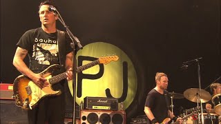Pearl Jam - Yellow Ledbetter (Live in Hyde Park 2010)