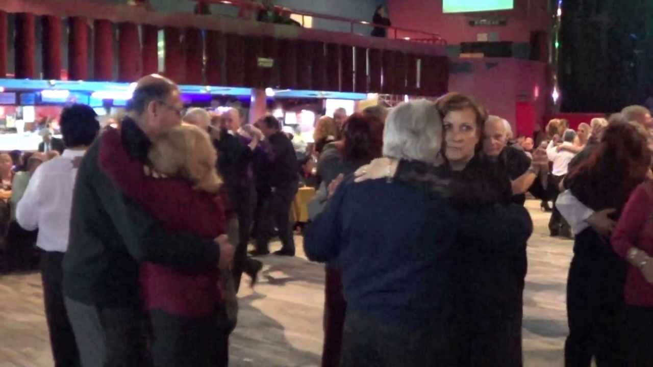 Salón Sur Oscar Hector "50 Años con el Tango y el Baile" (Tango) "Enamorado" (Viernes 07-06-13)