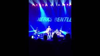 Dierks Bentley - trying to stop your leaving