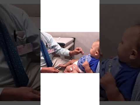 Bebé no siente la Intramuscular con divertida técnica 💉