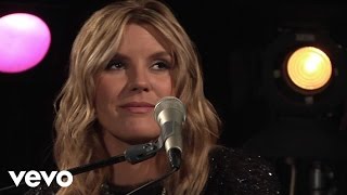 Grace Potter - Apologies (Live From CMT Studios)