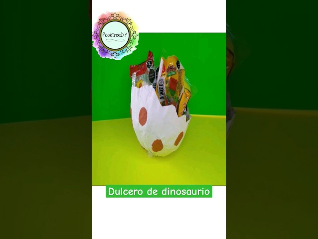 Vídeo relacionado con YAZWUR Set de 20 Piezas de Decoración de Pastel de Dinosaurios - Decoración de Cumpleaños con Huevos de Dinosaurio, Volcanes, Hierba, Hojas, Animales, para Fiesta de Cumpleaños Infantil