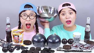 Download lagu Convenience store Black Food Noodle Jelly Candy Dessert Mukbang DONA mp3