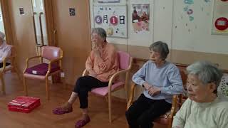 動画のサムネイル