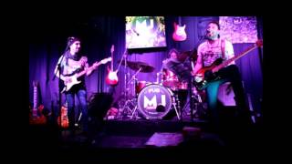 Paquidermo Deluxe - No te alejes tanto de mi (MJ2017)