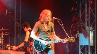 The Scabs -- Nothing on my radio