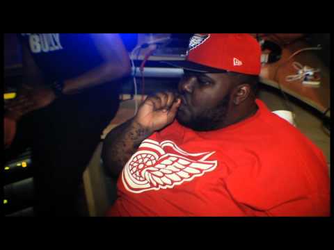 Young Hash (Cory Gunz's Artist) - Str8 Drop 2 In Studio Preview