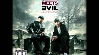 Bad Meets Evil - Above The Law lyrics