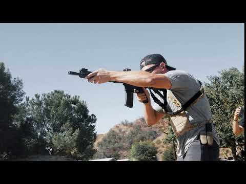 @Mike_Oscar_Delta demonstrating the rifle El Prez!