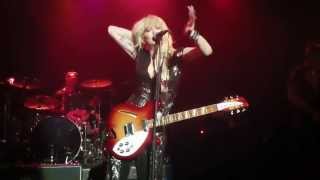 Courtney Love - Celebrity Skin - Live in Petaluma