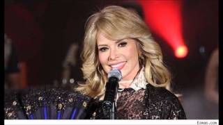 Gloria Trevi cantando Inmaculada