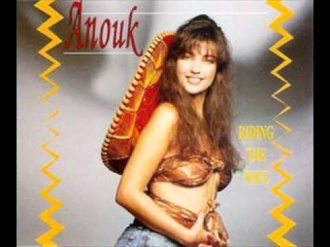 Anouk - Riding the wave (12" Remix) (1990)