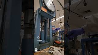 💥Test-to-failure experiment in the #CivMin Concrete Material Laboratories #engineering #science