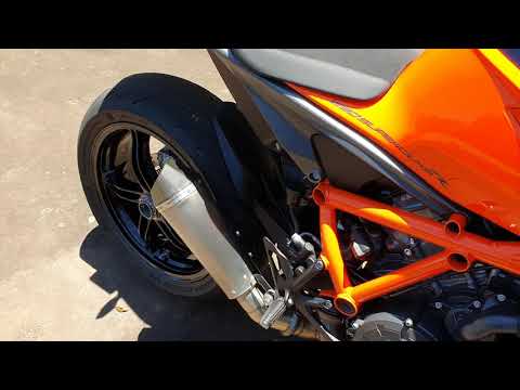 KTM 1290 SUPER DUKE R 2020 Worlds first decat and remus hypercone outside
