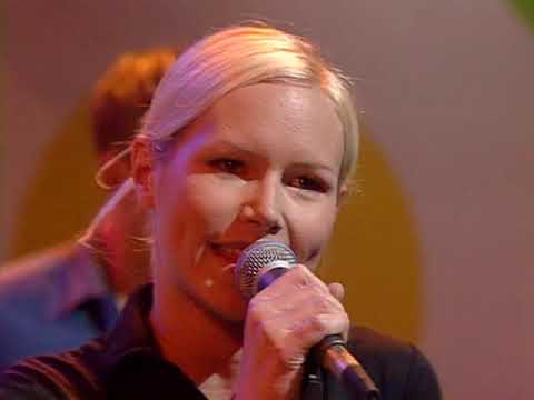 Videoclip de Been It (Radio Edit) — The Cardigans