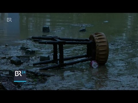 Hochwasser in Niederbayern: Vermisstensuche und Aufräumarbeiten | BR24