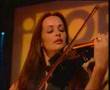 2001-04 - The Corrs - Give Me a Reason (Live @ TOTP)