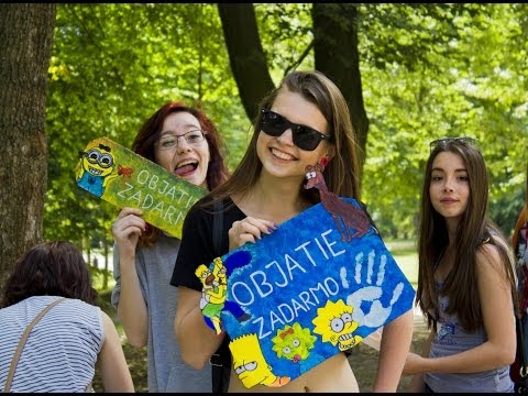 Hug day 2015 sa blíži. Pozrite si, ako vyzeral v roku 2014