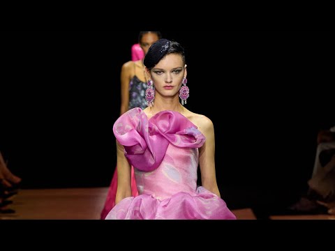Giorgio Armani Privé | Haute Couture | Fall Winter 2022/2023 | Fashion Show