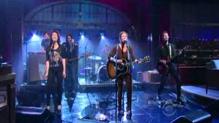 Kathleen Edwards - &quot;Change the Sheets&quot; on Letterman 01-17-12