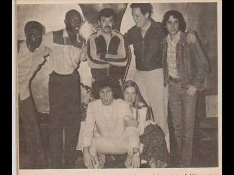 THE RING   Savage  Lover