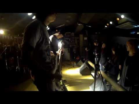 Combative post(20130301_SPOT)