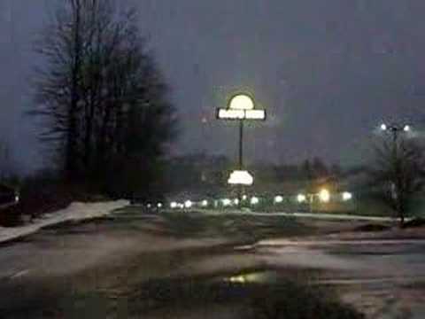 Approaching Snowy Days Inn Kent, Ohio